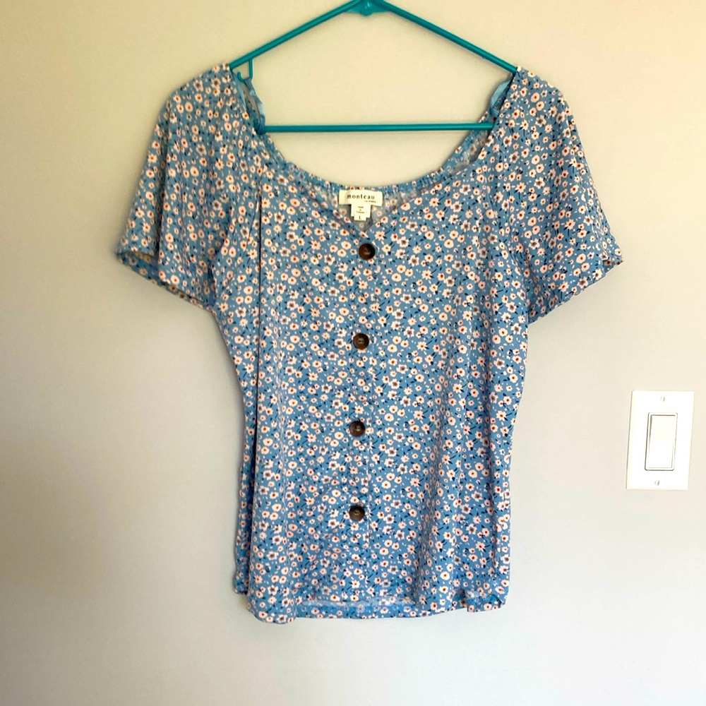 Versatile stretchy short sleeve shirt size L